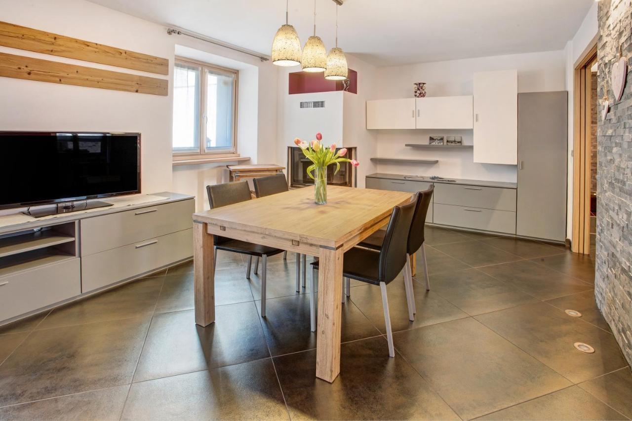 La Maison Du Bonheur Grosio Apartment Ngoại thất bức ảnh