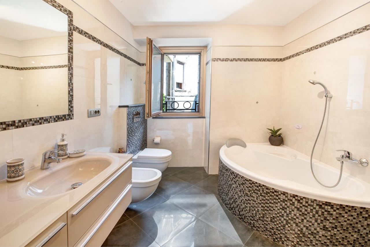 La Maison Du Bonheur Grosio Apartment Ngoại thất bức ảnh